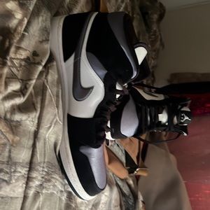 Nike Jordan Air 1 size 11 new w/out tag